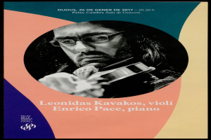 Ein Plakat, das den Geiger Leonidas Kavakos beim Klavierspielen zeigt, mit Text, der den Kuenstler und seine Arbeit beschreibt.