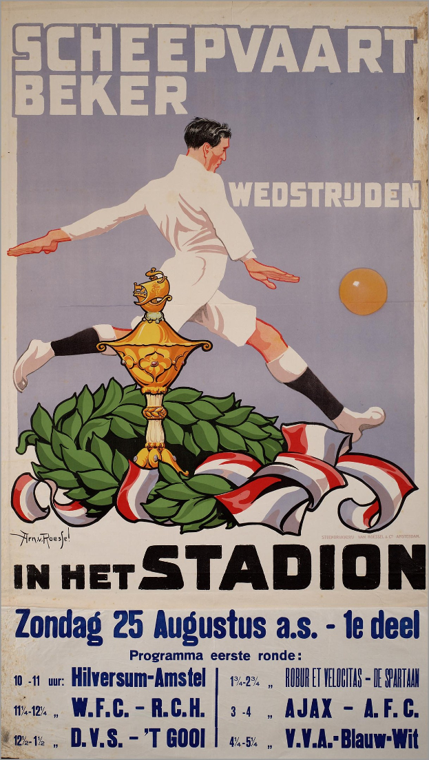 Ein Fußballplakat aus den Niederlanden mit einer Person in einem weißen Trikot und Shorts mit entschlossener Miene, umgeben von grünen und gelben Blättern vor einem hellblauen Himmel, mit fetter schwarzer Schrift, die "Fußball" lautet.